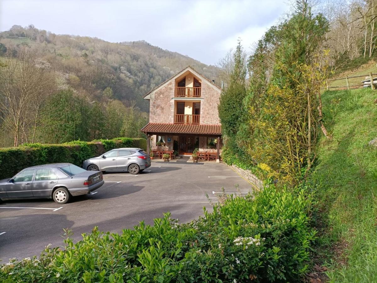 Hotel La Salmonera Caño Esterno foto